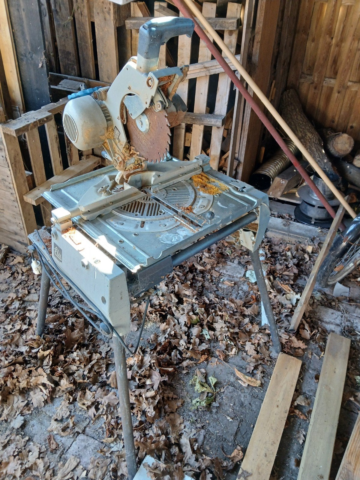 Elu Afkortzaag/Tafelzaag - Gebruikt, voor de handige klusser, Ophalen, Gebruikt, 600 tot 1200 watt, Afkortzaag