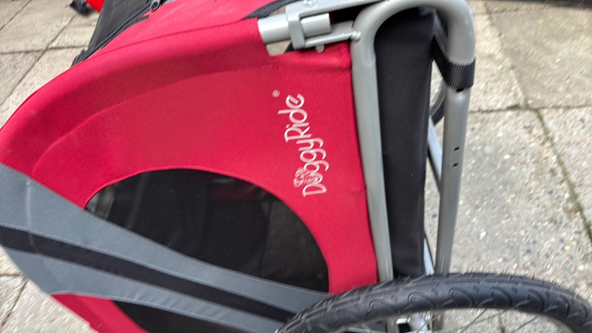 Hondekar voor de fiets, Ophalen, Zo goed als nieuw, Hondenkar