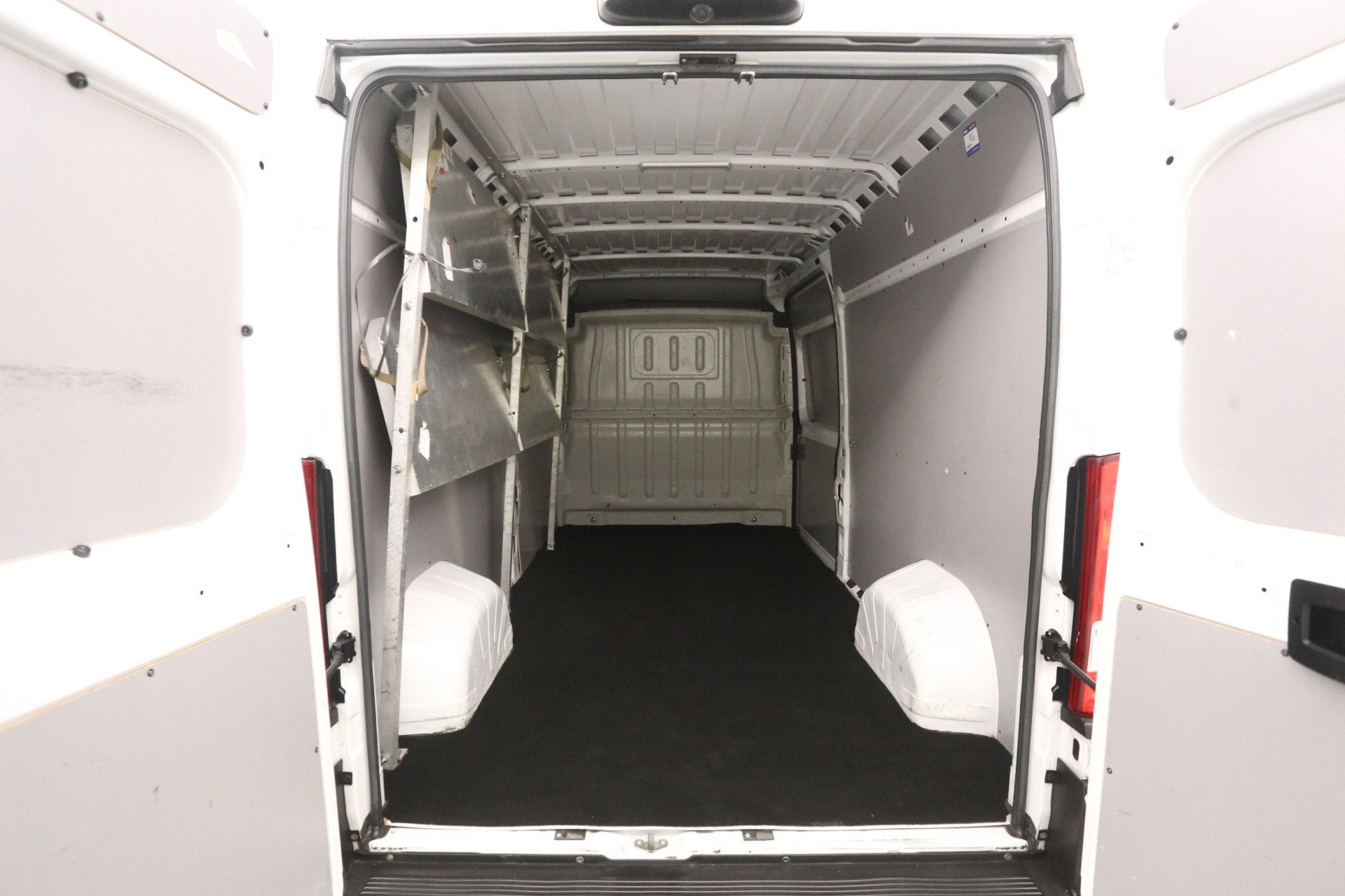 Fiat Ducato 2.2 MultiJet L3H2 | Airco | Cruise | Camera | Ca, Voorwielaandrijving, Gebruikt, Euro 6, 4 cilinders