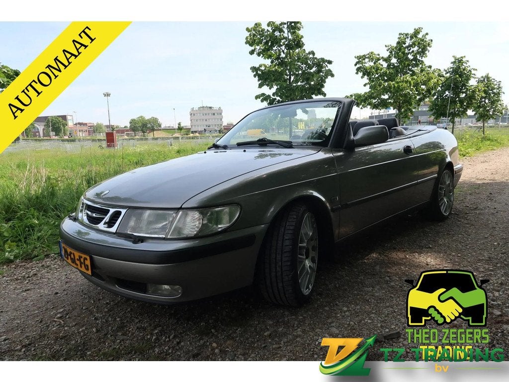 Saab 9-3 Cabrio 2.0t SE Design Edition (bj 2001, automaat), Zwart, 4 stoelen, Bedrijf, Zilver of Grijs