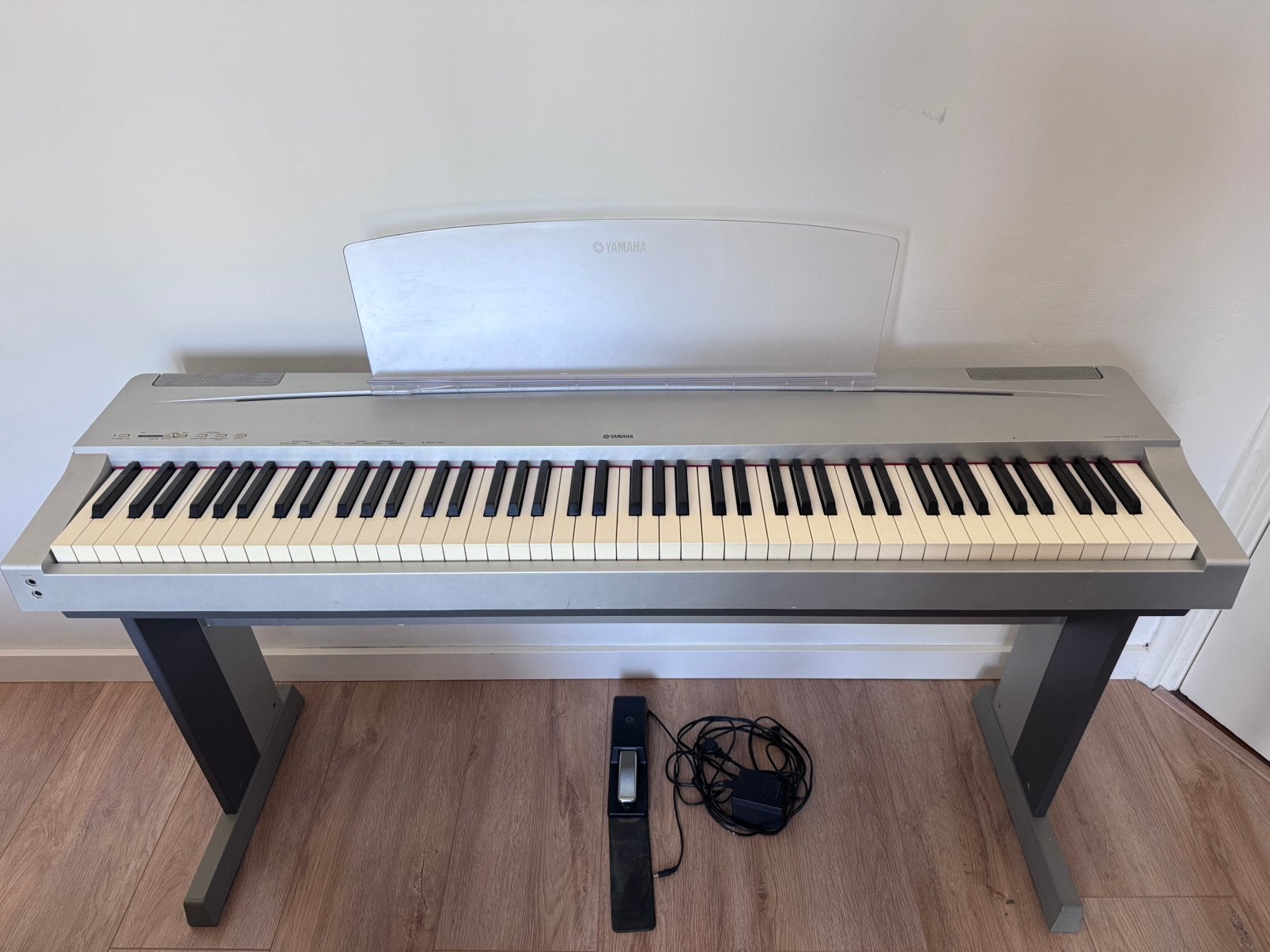 Yamaha P-70 elektrische piano, Ophalen, Zo goed als nieuw, Zwart