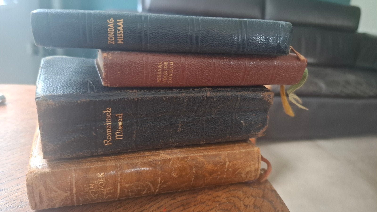 RK Kerkboeken: Zondag missalen, Romeins Missaal, Mis- en Ves, Ophalen of Verzenden
