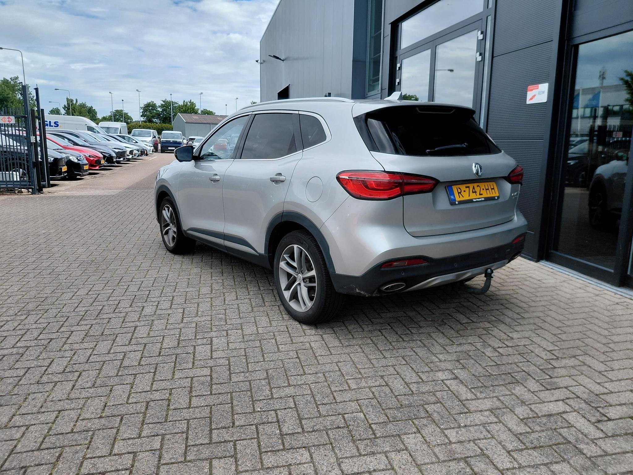 MG EHS 1.5 TGDI Luxury PHEV | Trekhaak | Apple carplay | And, Auto's, 12 maanden, Gebruikt, 4 cilinders, Bedrijf