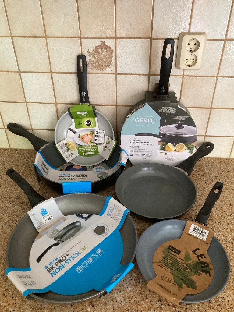 Diverse Gero BK Greenpan koekenpan hapjespan steelwok wok, Huis en Inrichting, Keuken | Potten en Pannen, Ophalen of Verzenden