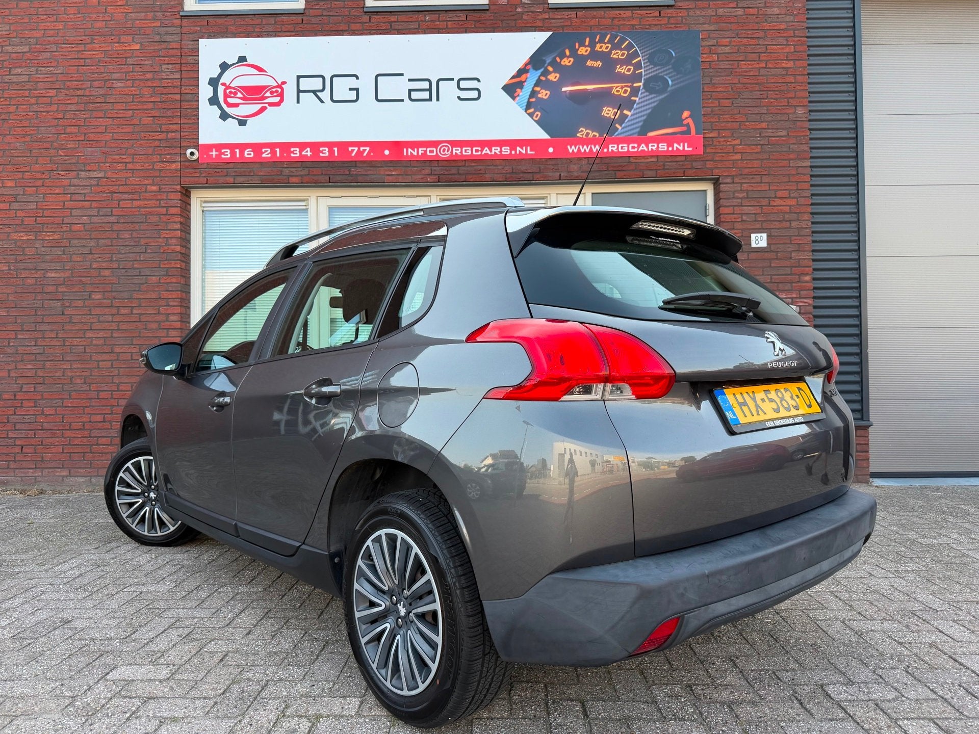 Peugeot 2008 1.2 PureTech Active / Riem vv / Navi / Airco /, Auto's, Voorwielaandrijving, Stof, 1199 cc, Met garantie (alle)