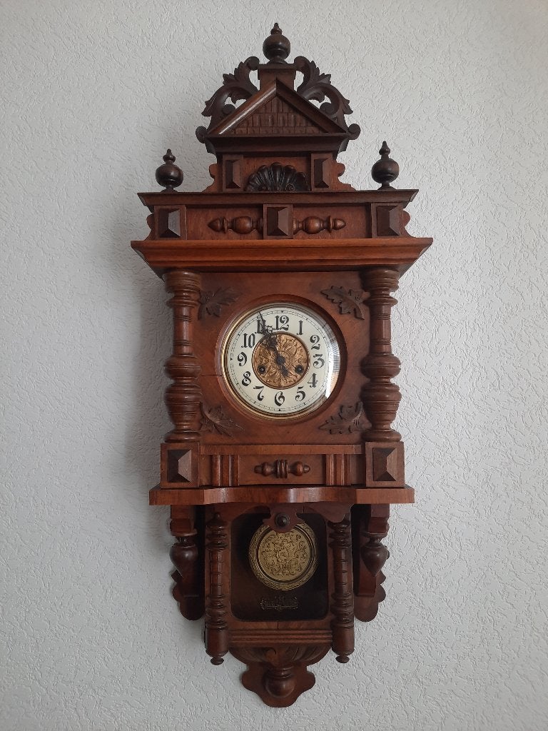 Klok Regulateur, Ophalen