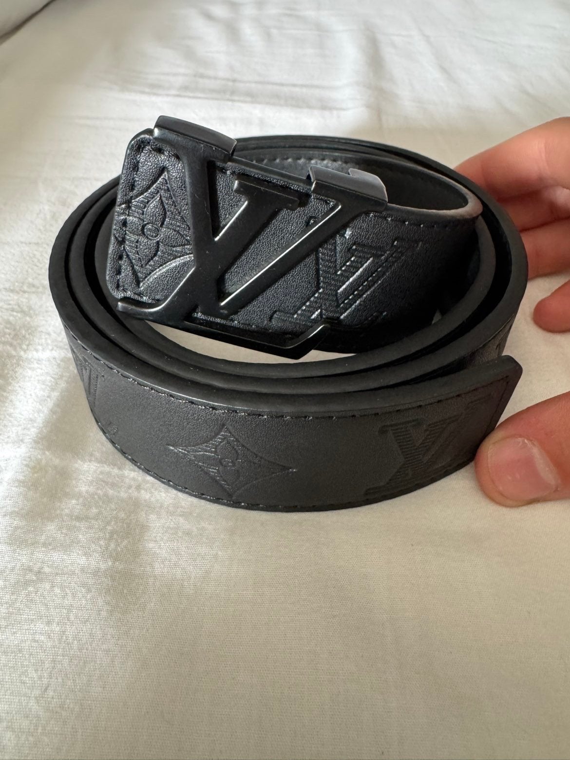 Louis Vuitton LV Initiales Riem Zwart Leer, Heupriem, Ophalen of Verzenden, Zo goed als nieuw, 3 tot 5 cm