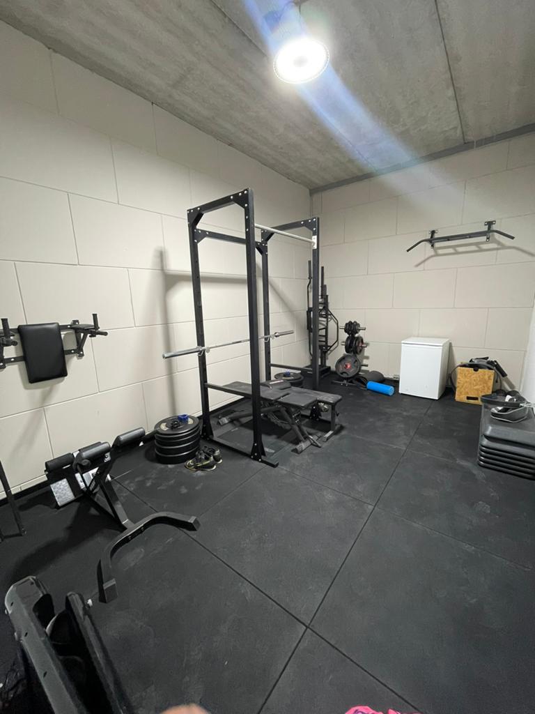 Complete Home Gym Set: Squat Rek, Gewichten, Bankjes & Meer, Ophalen, Gebruikt, Armen, Fitnessbank