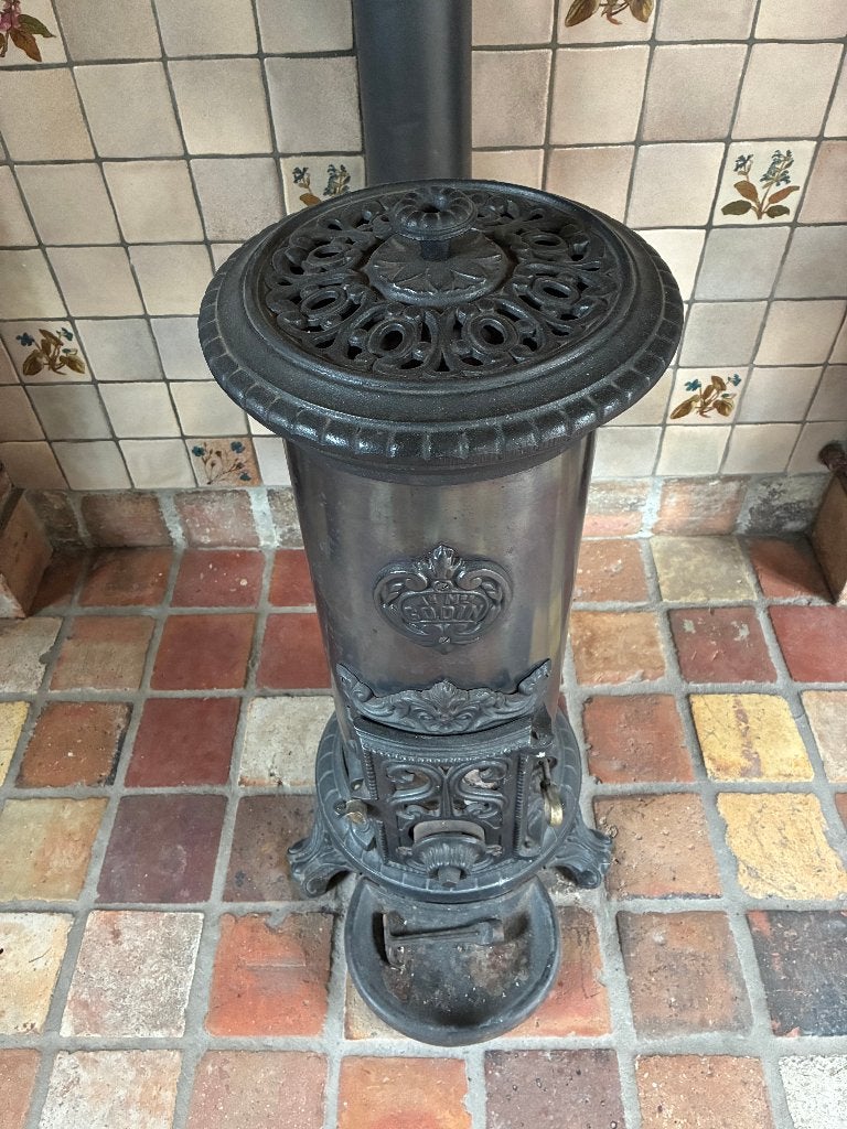 Antieke gietijzeren kachel - Godin, Ophalen, Gebruikt, Houtkachel, Vrijstaand