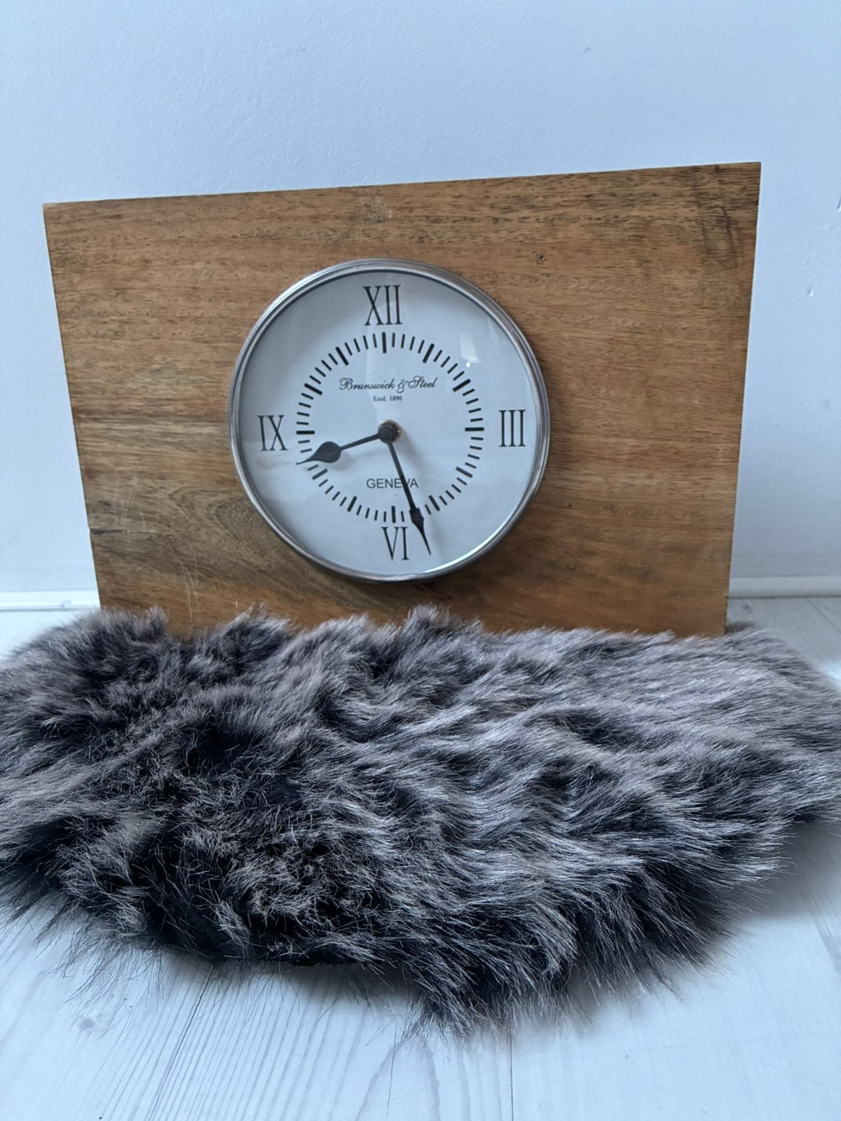 Houten (tafel) klok, Ophalen of Verzenden, Zo goed als nieuw, Wandklok