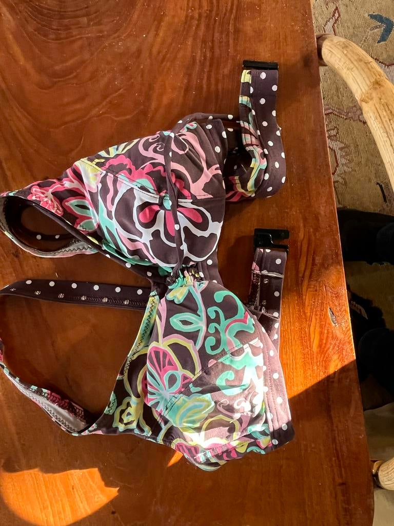Prothese bikini top 85B Cyell, Kleding | Dames, Badmode en Zwemkleding, Gedragen, Bikini, Bruin, Ophalen of Verzenden