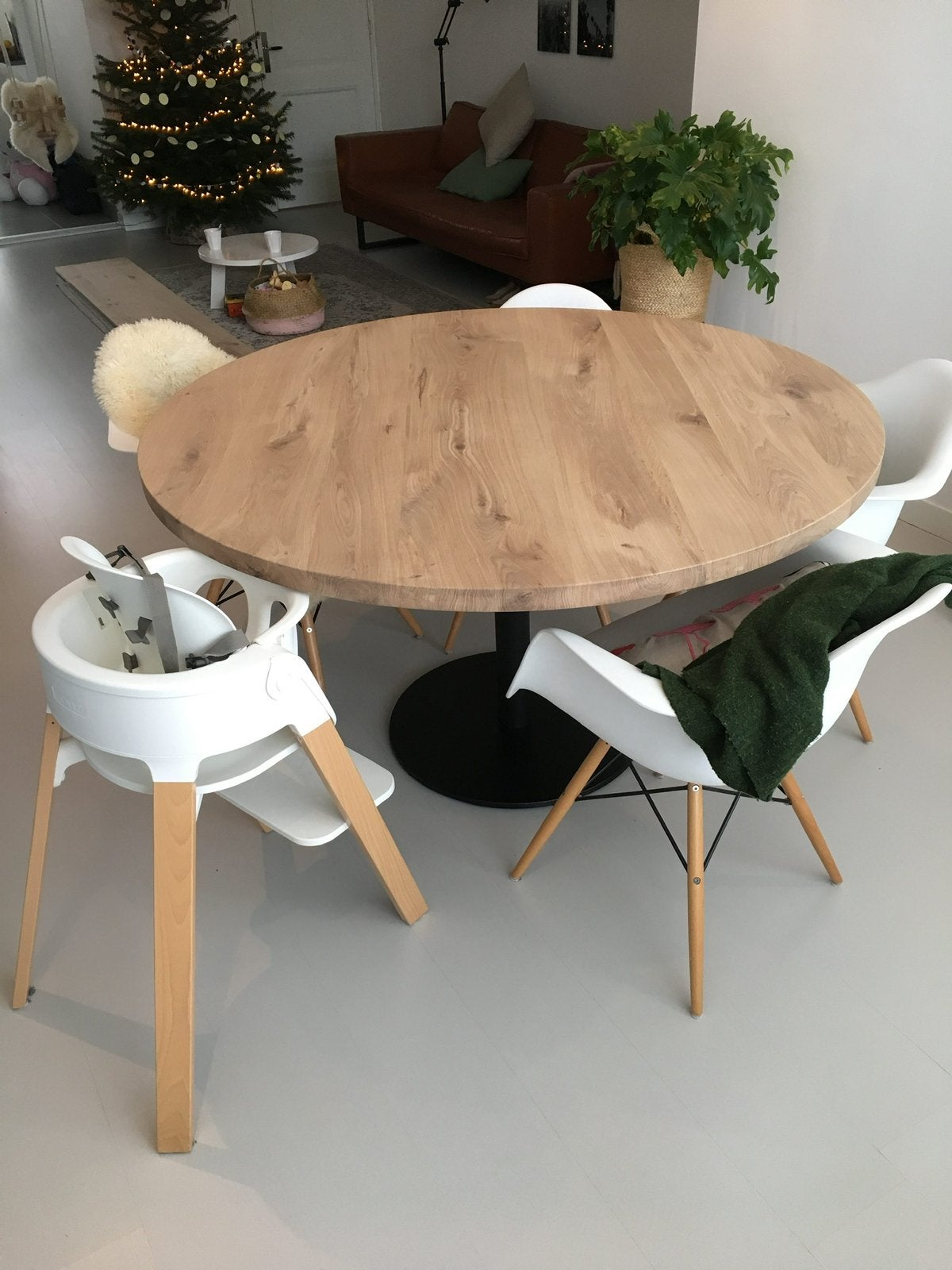 Foto 17 van Eiken ronde eettafel tafel bureau GRATIS BEZORGD Eikenhout