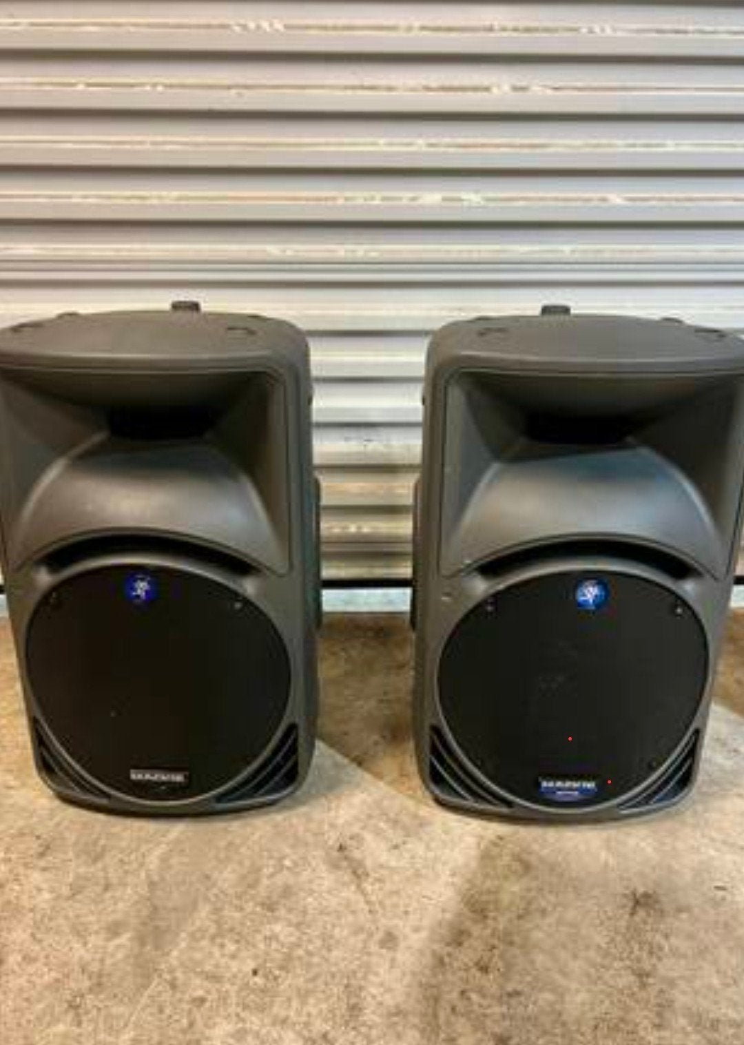 2 Mackie SRM450, Ophalen of Verzenden, Gebruikt, 150 watt of meer, Overige merken