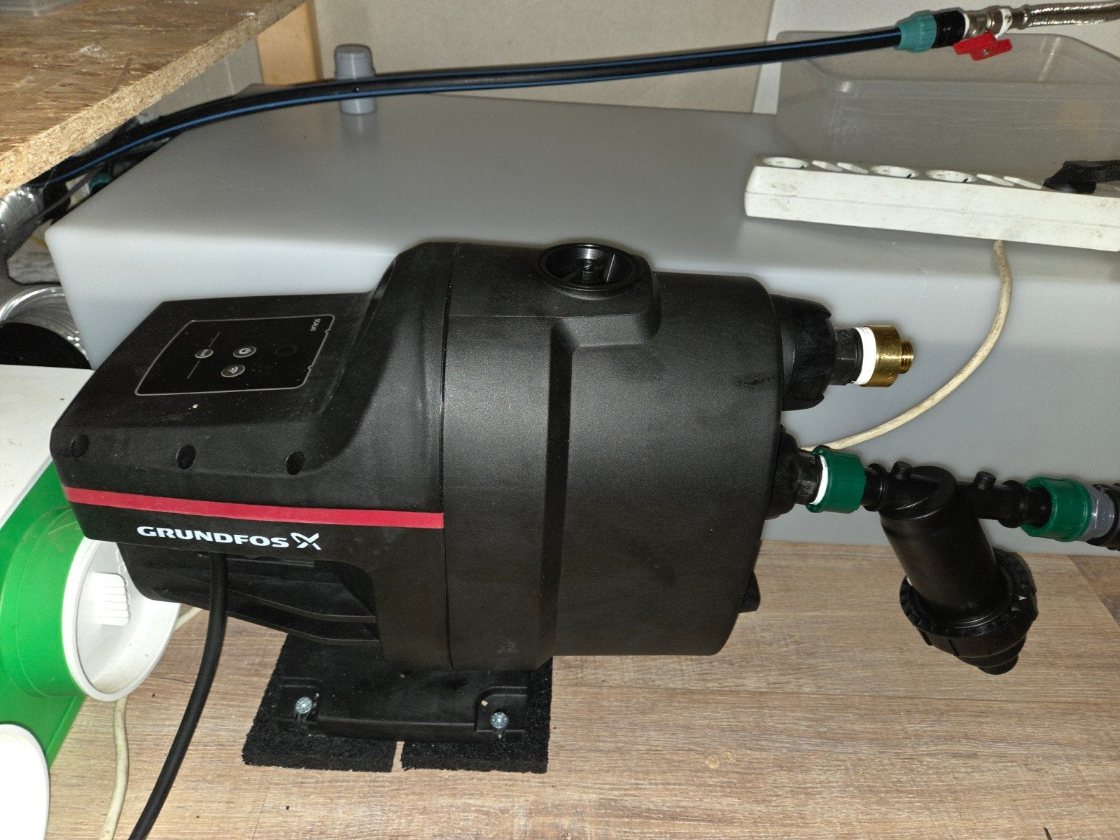 Grundfos Scala1 3-45 Pomp - Zo goed als nieuw, Tuin en Terras, Waterpompen, Ophalen of Verzenden, Zo goed als nieuw, Elektrisch