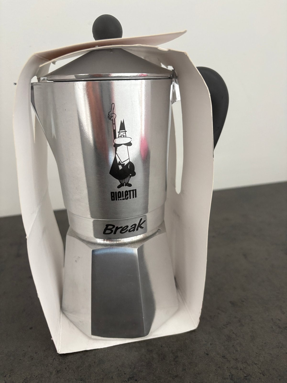 Bialetti espresso maker 6 kops, Overige modellen, Nieuw, Gemalen koffie, Ophalen of Verzenden