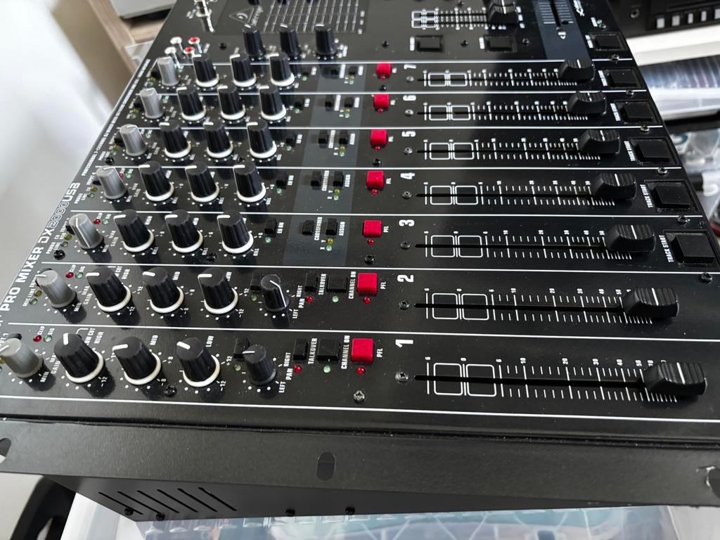 Behringer DX2000, Ophalen of Verzenden, Zo goed als nieuw