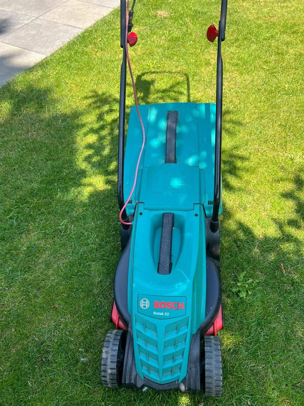 Bosch Rotak 32 Elektrische Grasmaaier, Ophalen, Cirkelmaaier, Gebruikt, Elektrische grasmaaier