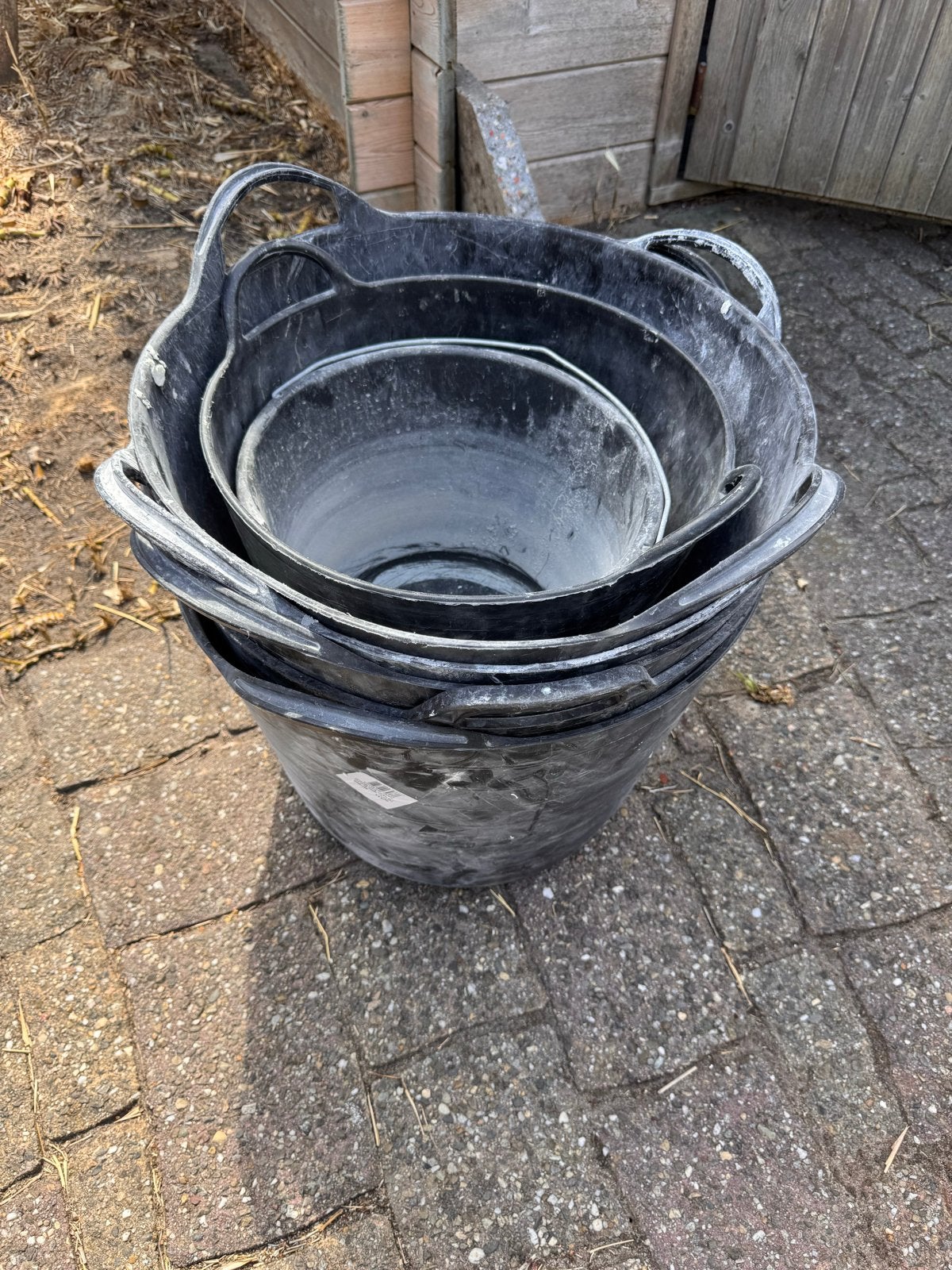 Set van 5 flexibele emmers/kuipen 42 liter en nog 2 kleinere, Huis en Inrichting, Emmers, Ophalen, Gebruikt, Kunststof, Met handgreep