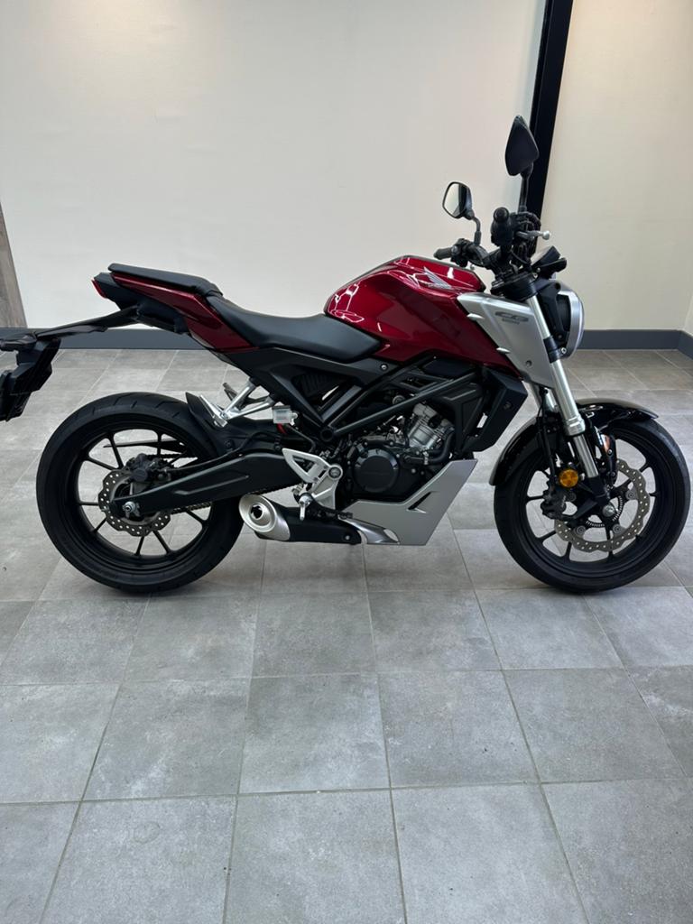 Honda CB 125  R abs  topstaat, Motoren, Occasion, Particulier, 125 cc, Minimaal motorrijbewijs A1