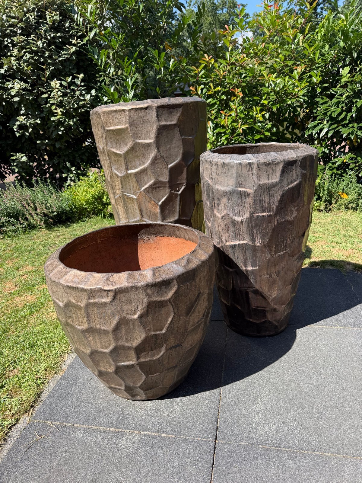 Set van 3 grote, robuuste potten van Cascara, Tuin en Terras, Ophalen, Balkon, 40 cm of meer, Zo goed als nieuw