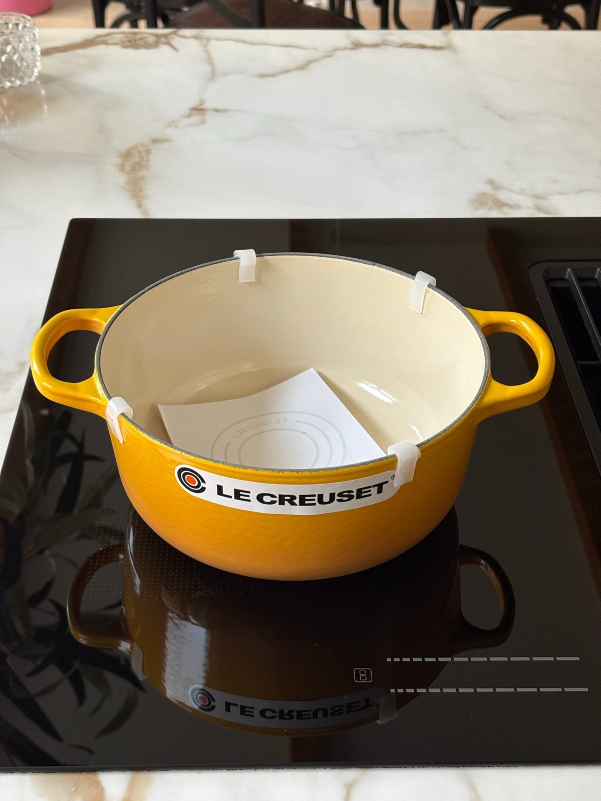 Le Creuset Signature Ronde Cocotte Pan Nectar 20 CM Nieuw, Le Creuset, Overige typen, Geel, Nieuw