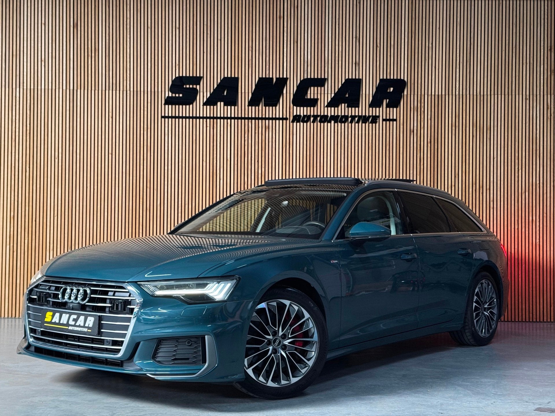 Audi A6 Avant 55 TFSI e quattro S- Line Competition PANO|B&O, Auto's, Audi, Automaat, Gebruikt, Zwart, 4 cilinders