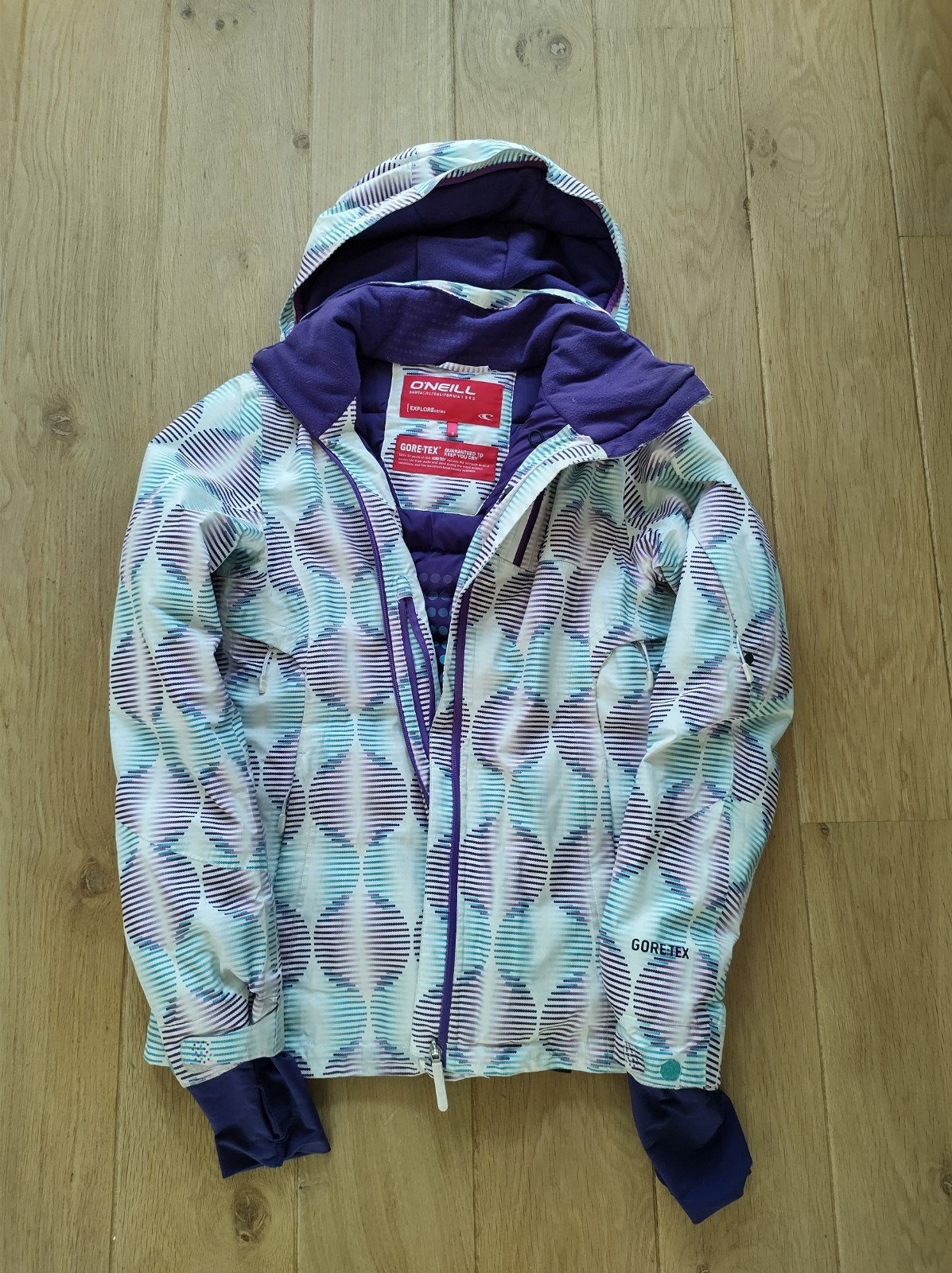 O'Neill Gore Tex dames ski jas maat S, Kleding | Dames, Wintersportkleding, O neill, Ophalen of Verzenden, Zo goed als nieuw, Jack