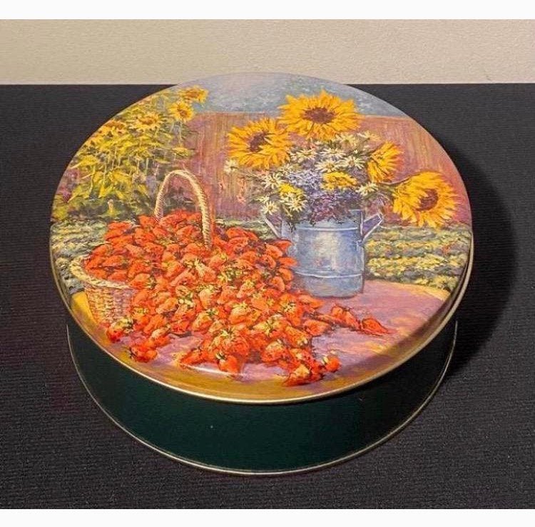 Rond blik met o.a. zonnebloemen en fruit (aardbeien).D.18 cm, Verzamelen, Ophalen of Verzenden, Zo goed als nieuw, Koek(jes), Overige merken