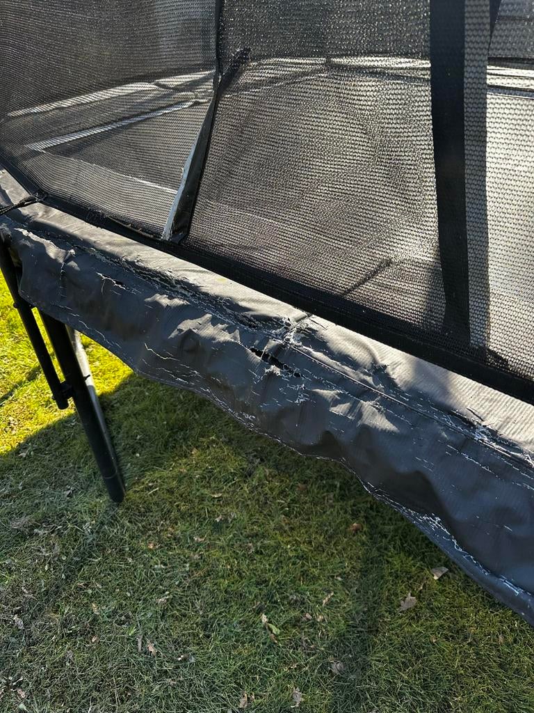 Salta Trampoline 3M x 2M met veiligheidsnet - Gebruikt, Kinderen en Baby's, Speelgoed | Buiten | Trampolines, Ophalen, Gebruikt