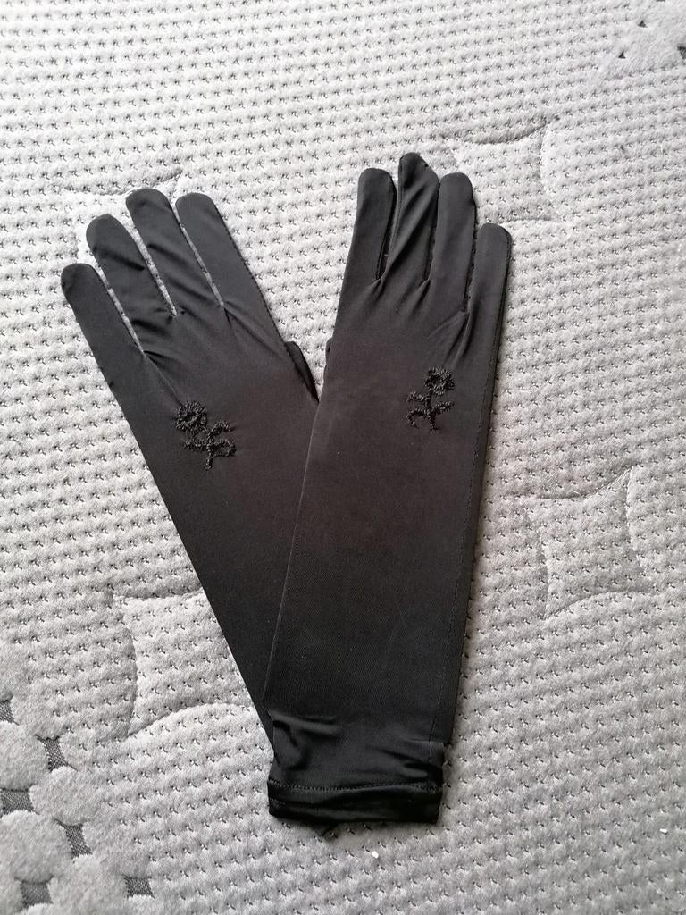 Handschoenen Maryam " Toch", nikab, niqab, nikaab, niqaab, Ophalen of Verzenden, Zo goed als nieuw, Zwart, Onder de knie