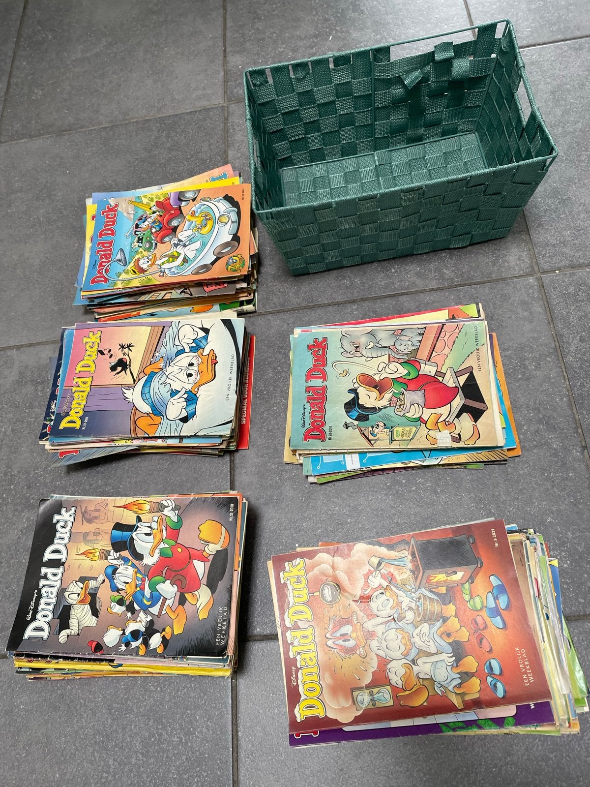 Grote stapel Donald Duck weekbladen - Allerlei jaargangen, Meerdere stripboeken, Ophalen, Gelezen