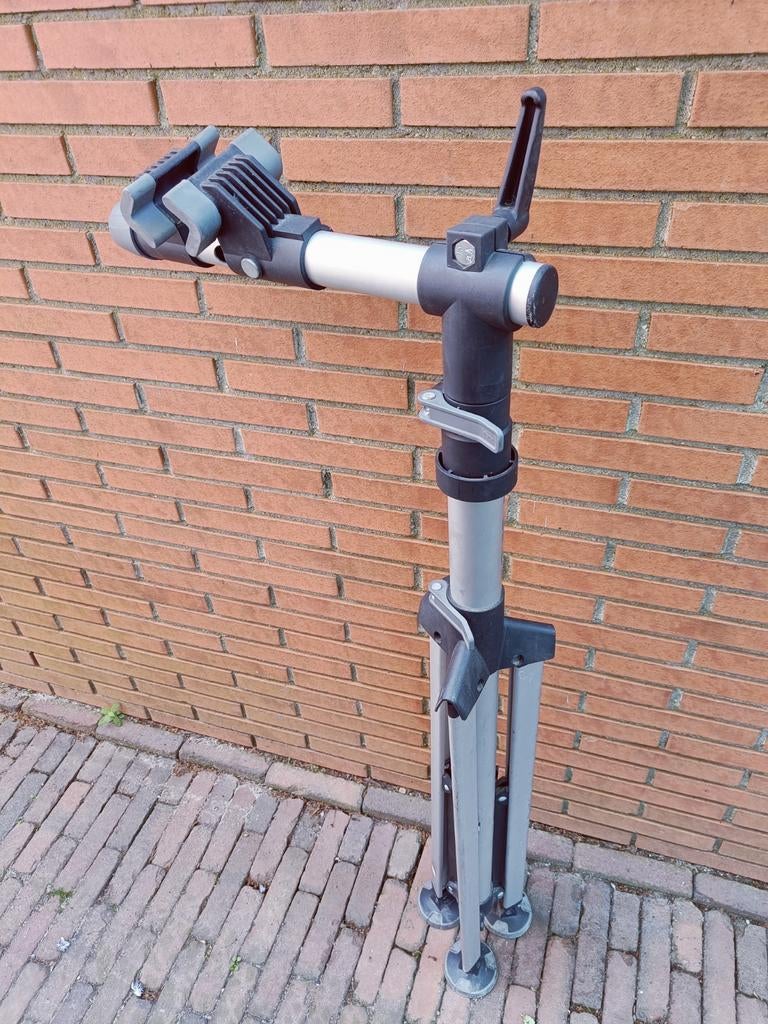 Tacx montage standaard - Fietsreparatiestandaard, Fietsen en Brommers, Fietsaccessoires | Fietsgereedschap, Ophalen, Gebruikt