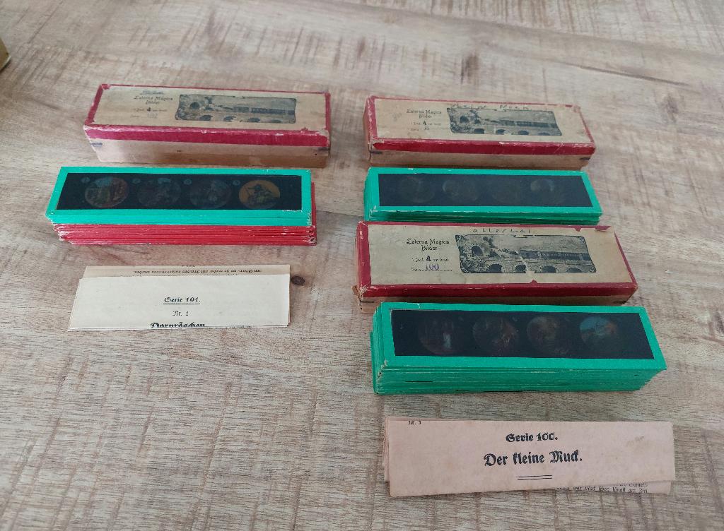 3 doosjes met oude toverlantaarnplaatjes., Antiek en Kunst, Ophalen of Verzenden