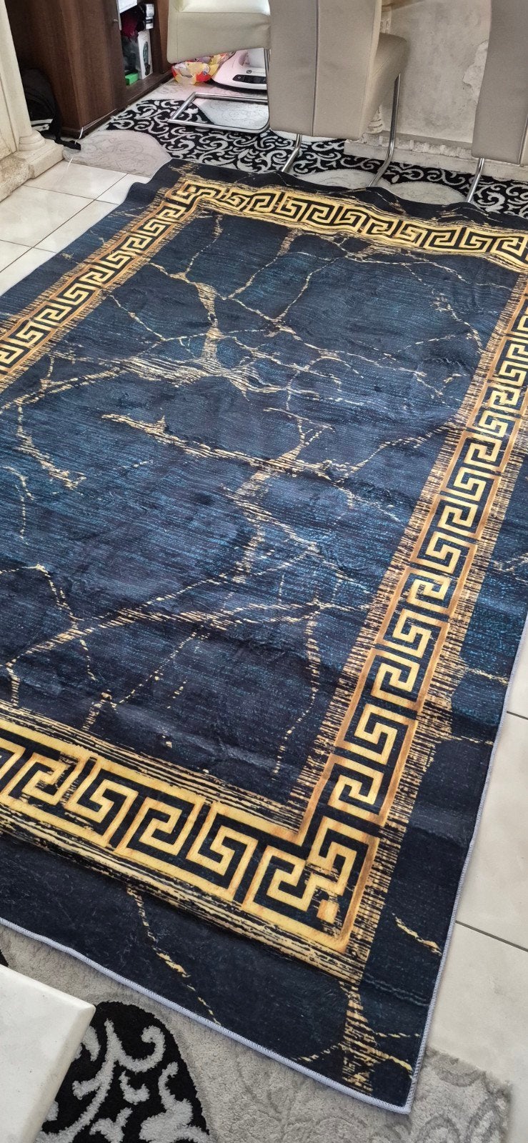 Groot vloerkleed 3x2 meter - Donkerblauw met goud, Huis en Inrichting, Stoffering | Tapijten en Kleden, Ophalen, Blauw, 200 cm of meer
