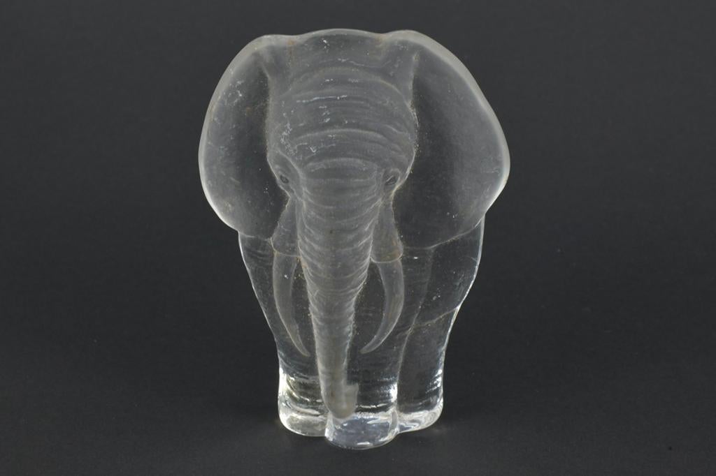 OLIFANT  MATS JONASSEN,  SWEDEN, Ophalen of Verzenden
