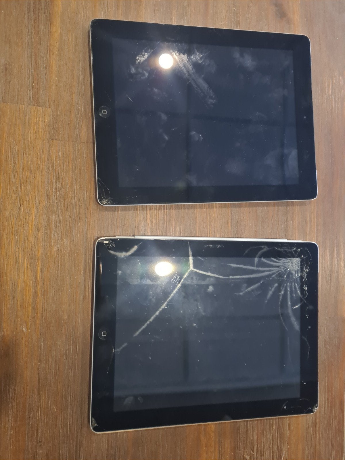 2x iPad A1430 met kapot glas - niet getest, Ophalen of Verzenden, Niet werkend