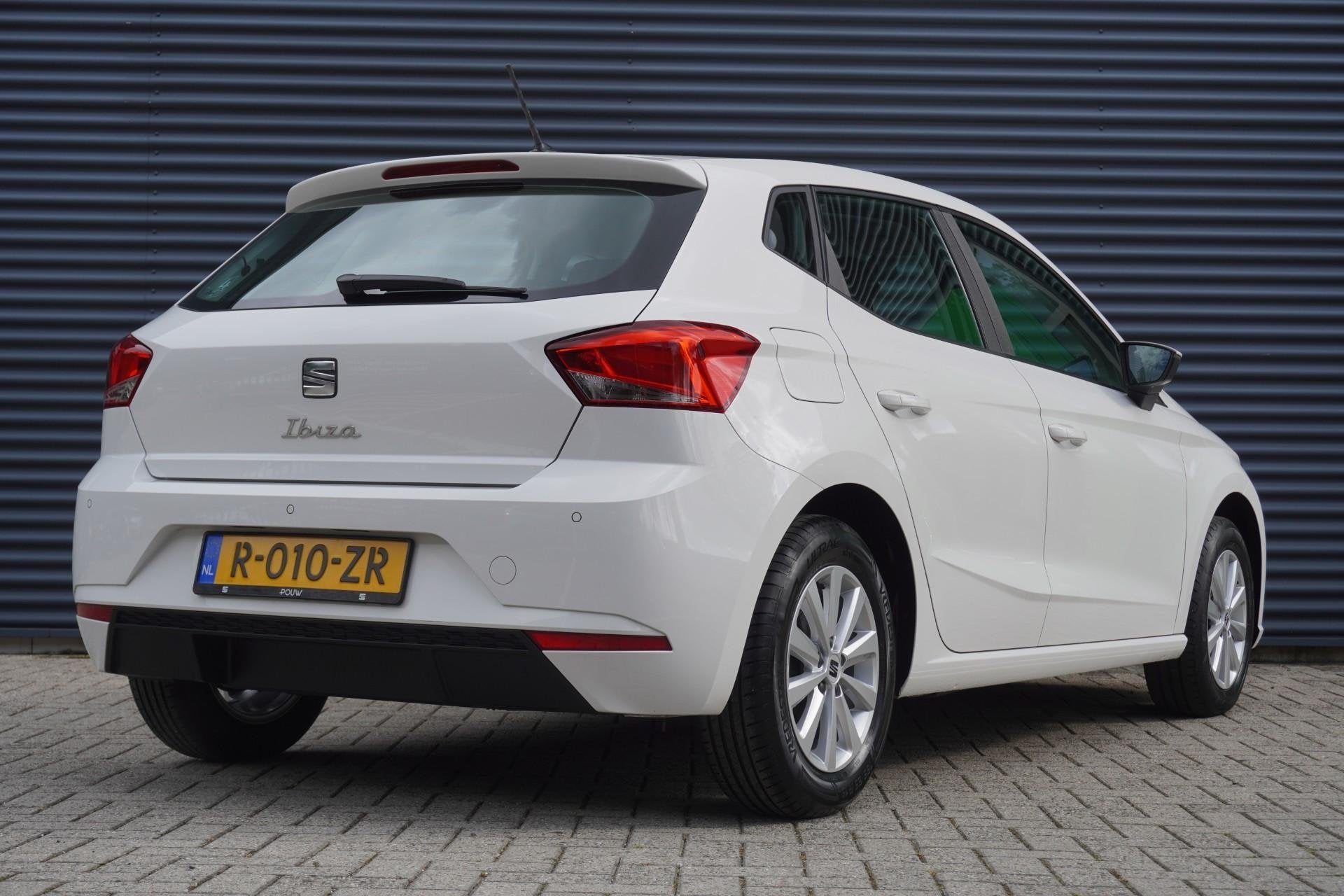 SEAT Ibiza 1.0 EcoTSI 95pk Style | Climatronic | FullLink |, Auto's, Seat, Voorwielaandrijving, 12 maanden, Stof, 95 pk