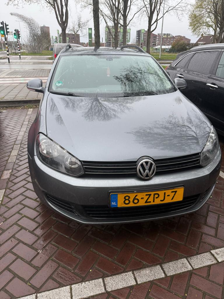 Volkswagen Golf 1.2 TSI 77KW Variant 2013 Grijs, Auto's, Voorwielaandrijving, 680 kg, 4 cilinders, Origineel Nederlands