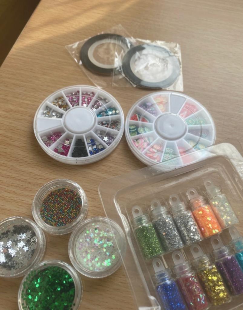 Grote set nageldecoratie: glitters, steentjes, fruitjes, Ophalen of Verzenden, Nieuw, Overige typen