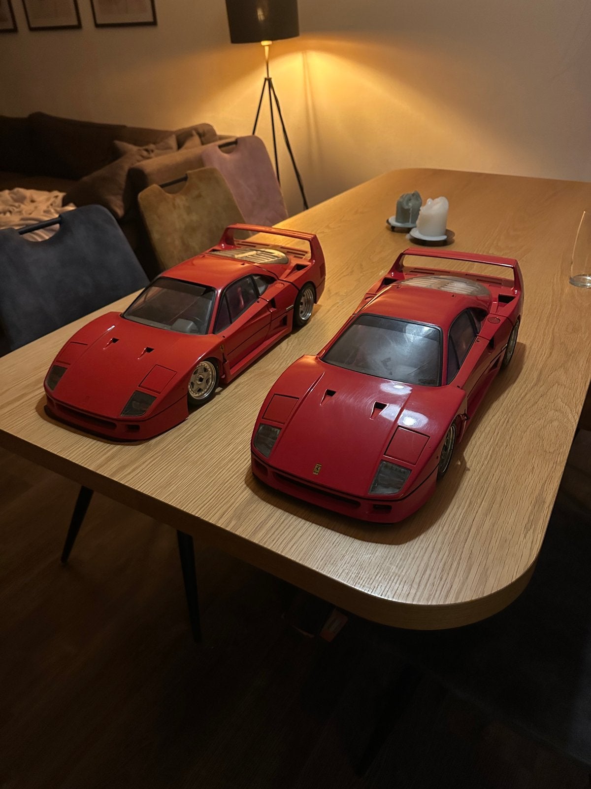 2x Ferrari F40 1:8 Pocher, Ophalen, Gebruikt, Auto