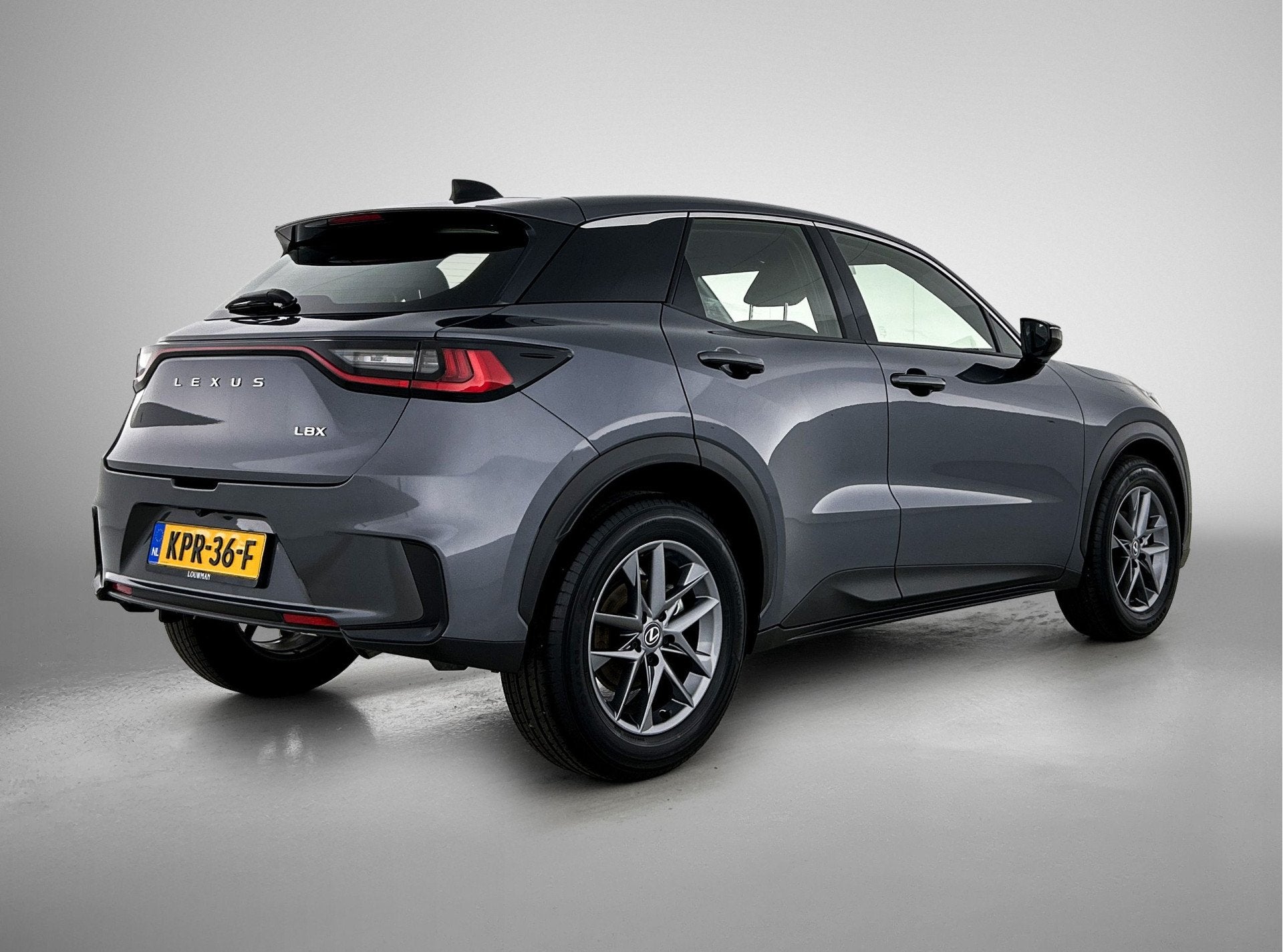 Lexus LBX 2WD | Lexus Link+ | Achteruitrijcamera | Apple Car, 12 maanden, Gebruikt, 1490 cc, Bedrijf
