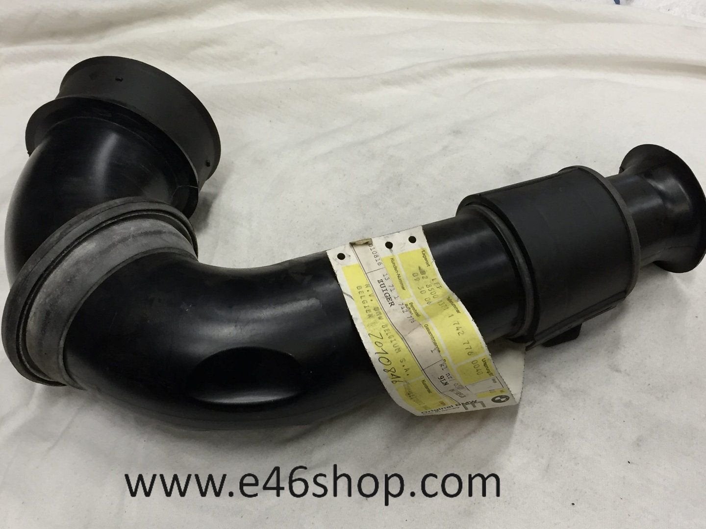 Aanzuigbuis luchtfilterbak BMW E38 750I oe 13711742776 nieuw, Auto-onderdelen, -, -, Nieuw, Ophalen of Verzenden