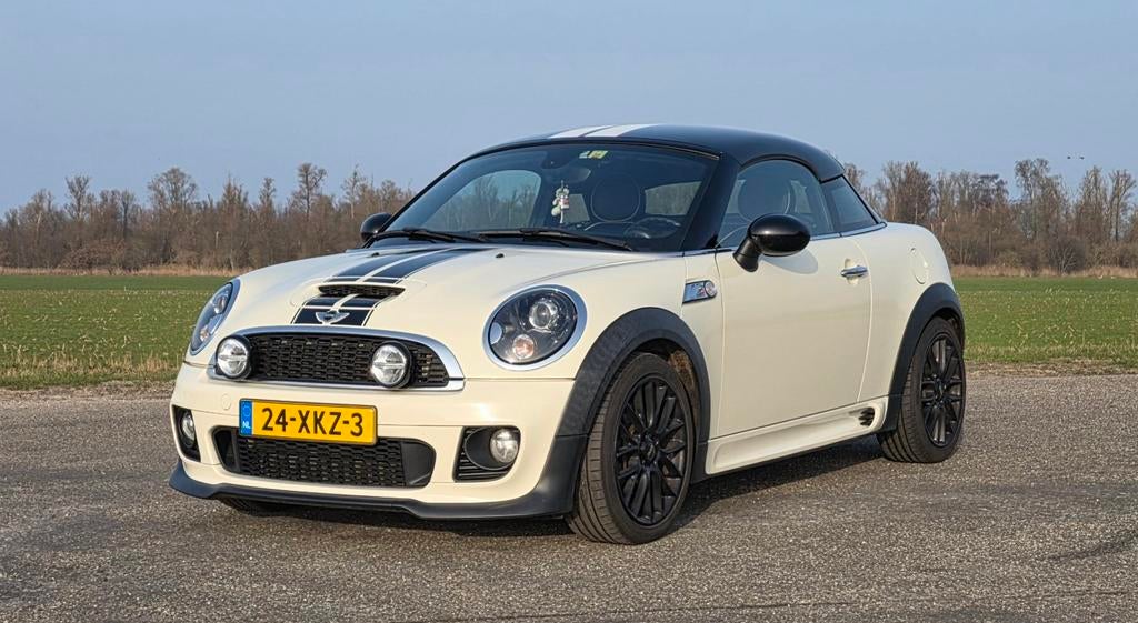 Mini 1.6 Cooper S JCW Coupe  235PK! 2012 Wit, Auto's, Mini, USB, Zwart, 4 cilinders, Wit