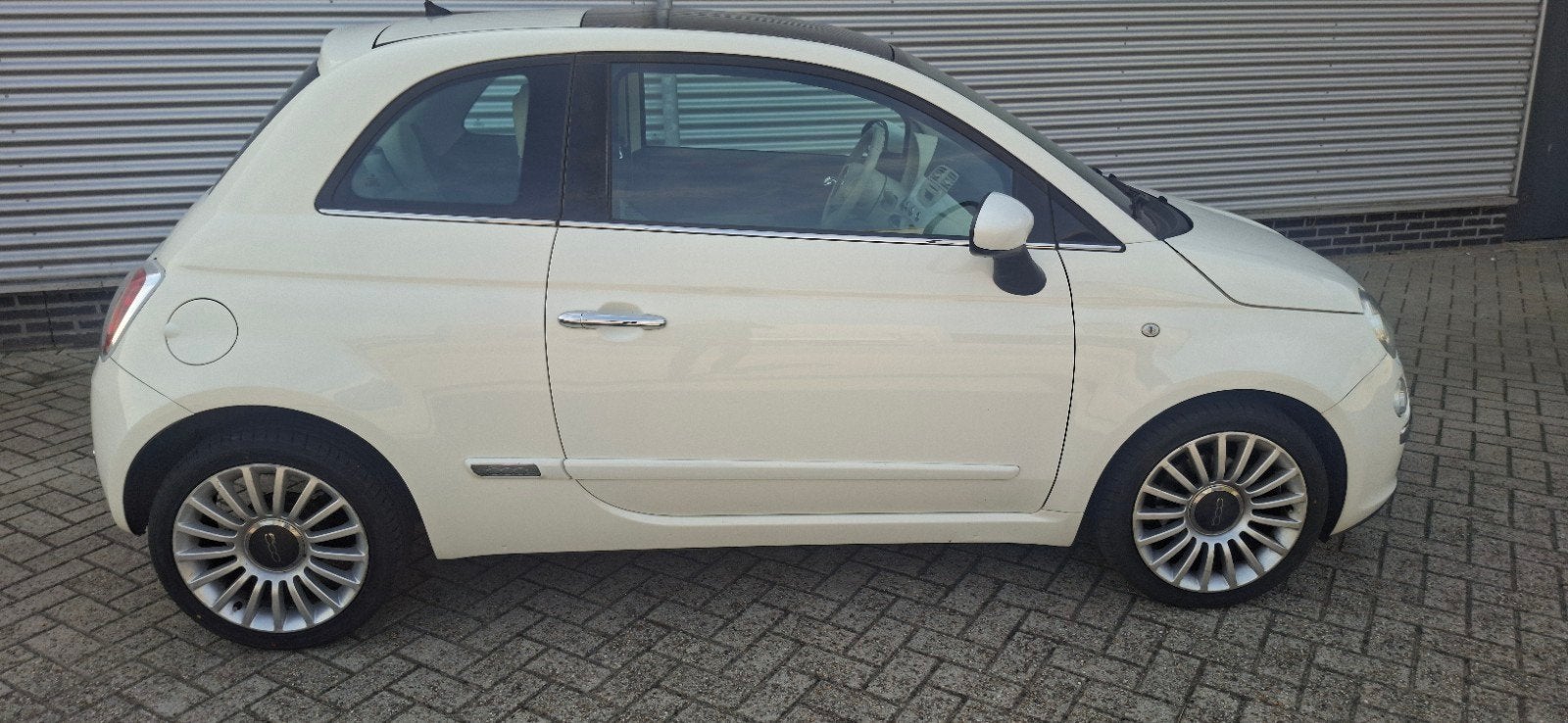 Fiat 500 0.9 85pk Twinair Turbo 2012 Wit met panorama dak, Auto's, Voorwielaandrijving, Stof, Metallic lak, Origineel Nederlands