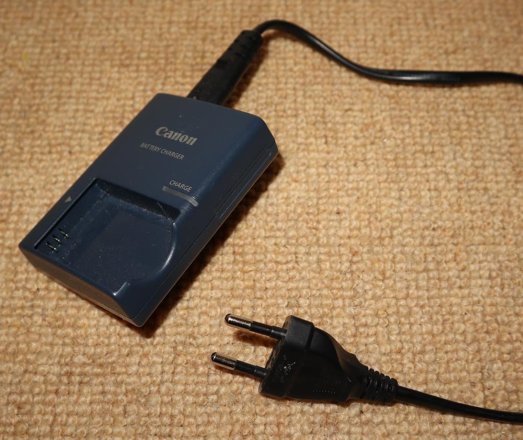 Canon Batterijlader - Gebruikt maar in Goede Staat, Ophalen, Gebruikt