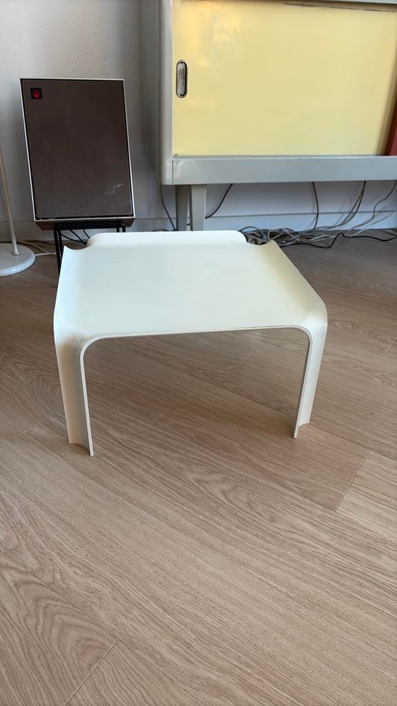 Pierre Paulin Artifort 877 Sidetable, Ophalen, Kunststof, Gebruikt, Vierkant