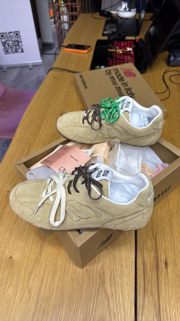 Miu Miu sneakers size 41, Ophalen of Verzenden, Nieuw, Schoenen