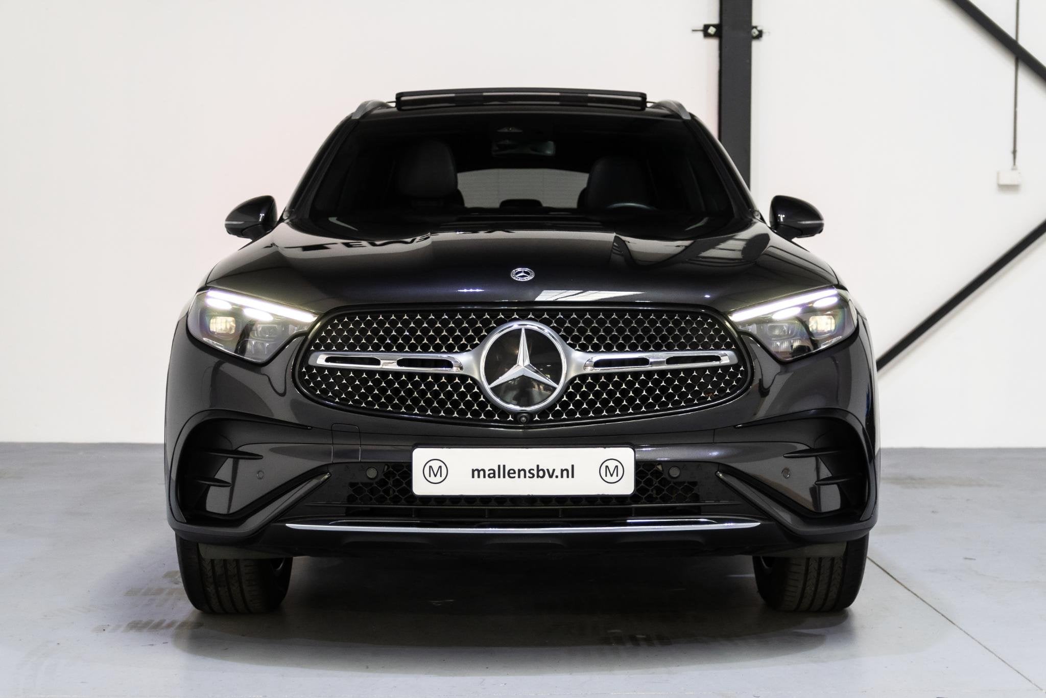 Mercedes-Benz GLC-klasse 400e 4MATIC AMG Line PANORAMADAK/HU, Automaat, 4 cilinders, Plug-in hybride, Vierwielaandrijving