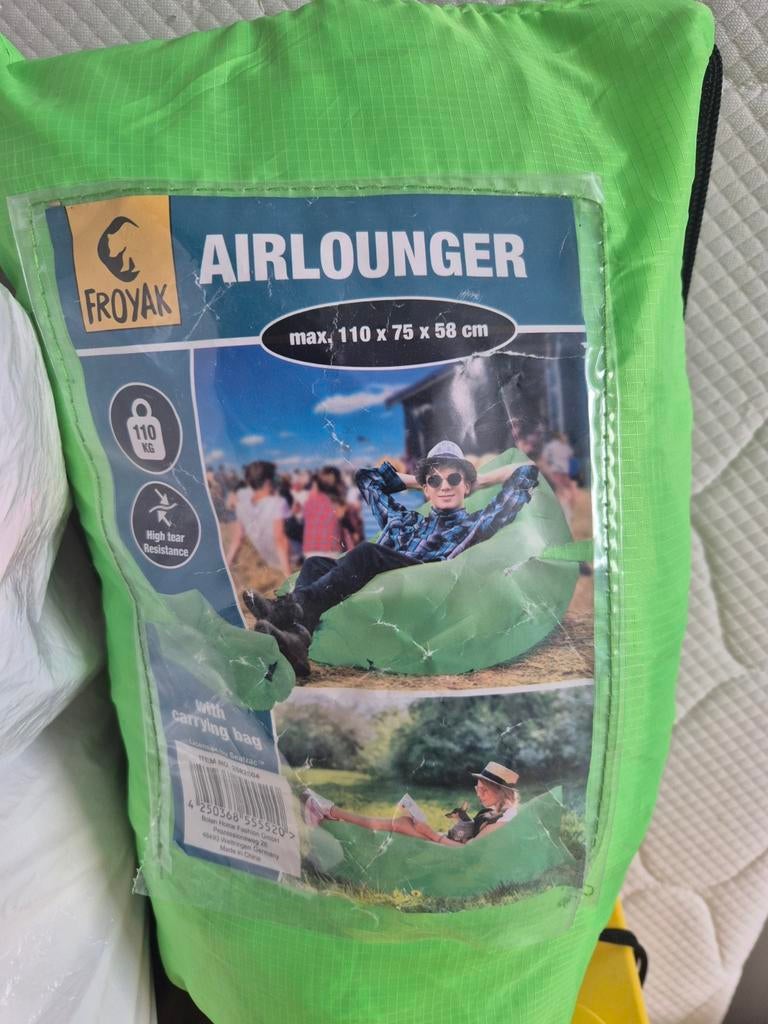 Nieuwe Froyak Airlounger - Groen, inclusief draagtas, Huis en Inrichting, Zitzakken, Ophalen of Verzenden, Nieuw, Groen, Zitzak