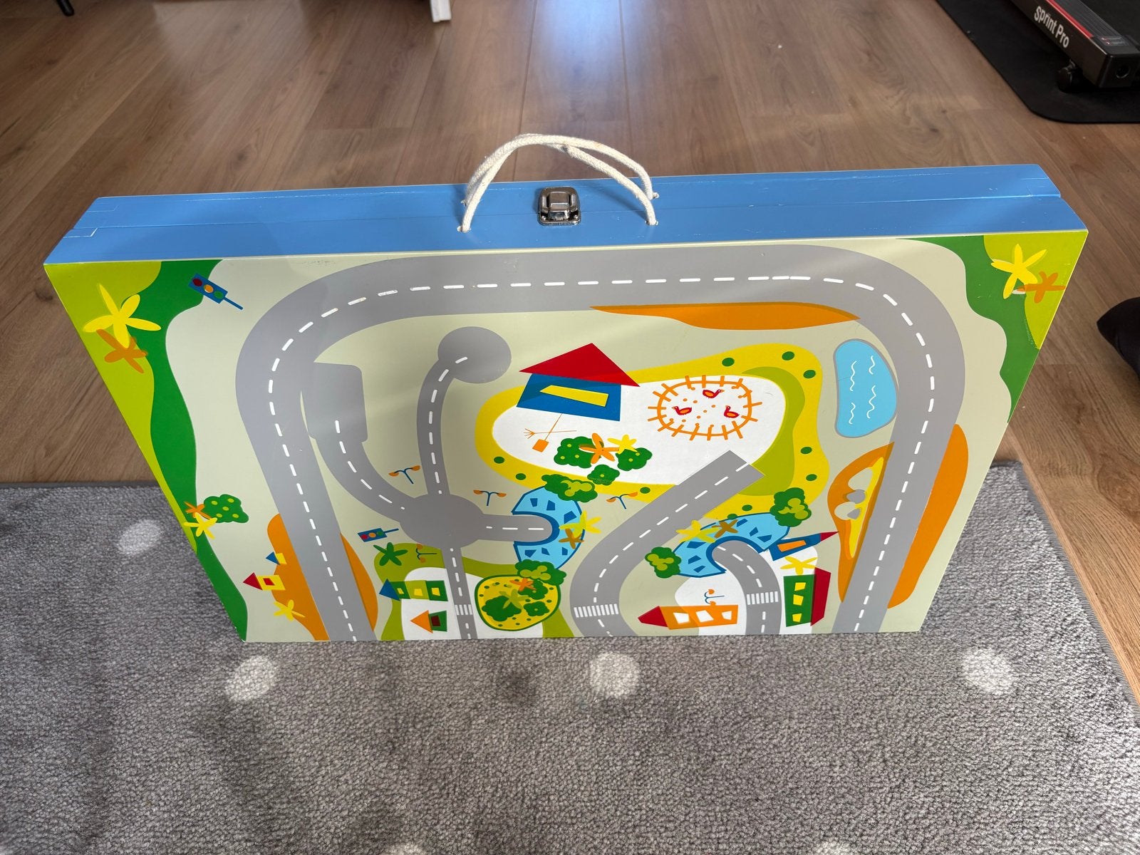 Houten speelset met treinbaan en stad, Ophalen of Verzenden, Zo goed als nieuw, Rij- of Hobbelspeelgoed